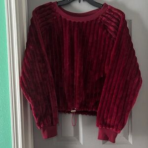 No Boundaries Ribbed Velvet Crewneck in Wine Red